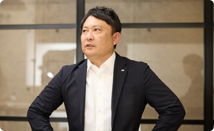 AHCグループ株式会社 代表取締役社長　荒木 喜貴